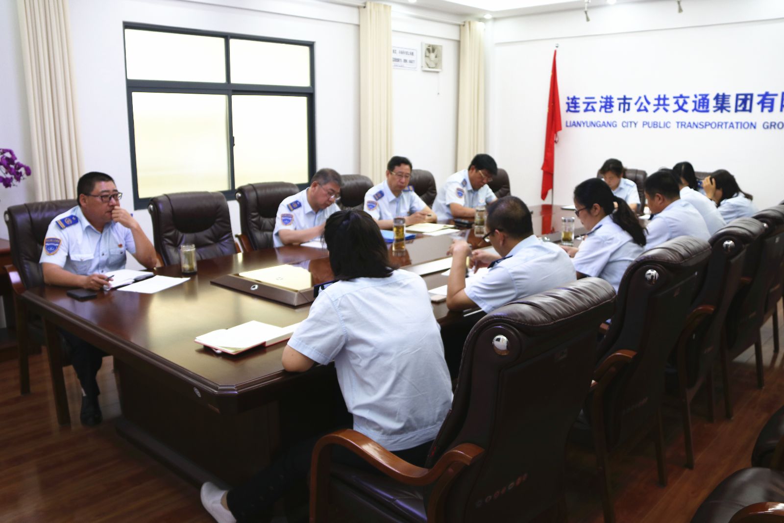 抓關(guān)鍵、推進程，公交集團召開機關(guān)部室辦公會